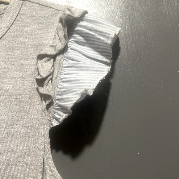 Gray Summer Top With Stripped Flutter Sleeves - Picture 6 of 6